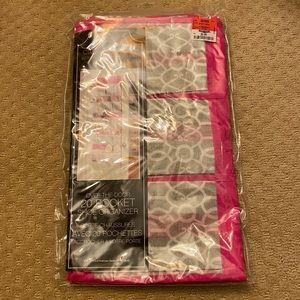 🧚🏼‍♀️ 5 for $25 NWT Shoe Pink Organizer for Closet